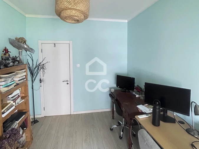 Apartamento T2 para Venda em Amora Foto 14