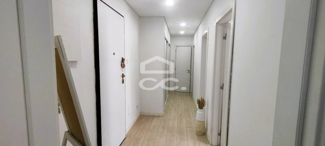 Apartamento T2 para Venda em Amora Foto 13