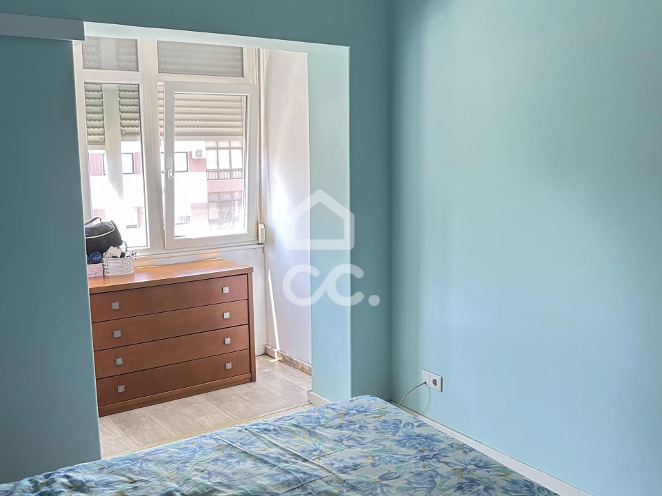 Apartamento T2 para Venda em Amora Foto 8