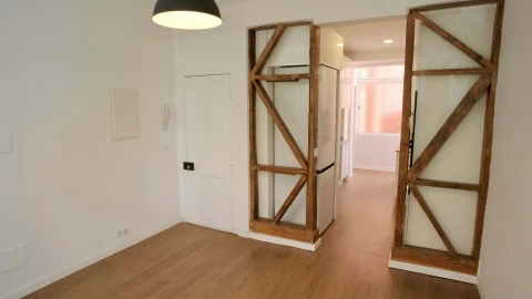 Apartamento T2 para Venda em Penha de França