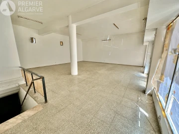 Negócio para Venda em Faro (Sé e São Pedro)