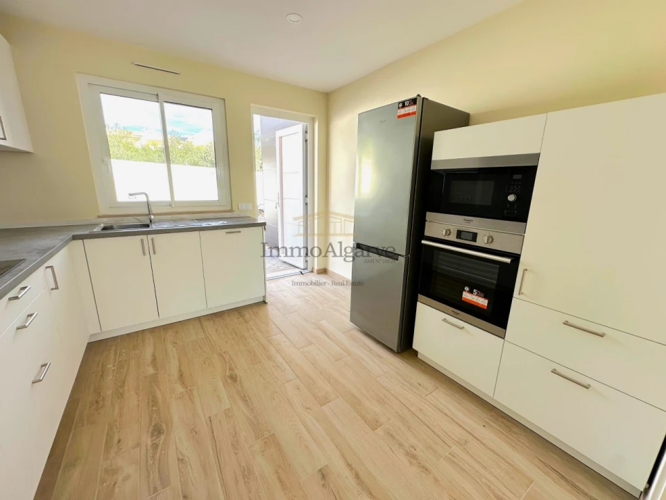 Moradia T2 para Venda em Albufeira e Olhos de Água Foto 8