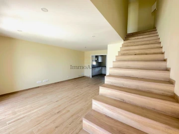 Moradia T2 para Venda em Albufeira e Olhos de Água
