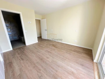 Moradia T2 para Venda em Albufeira e Olhos de Água