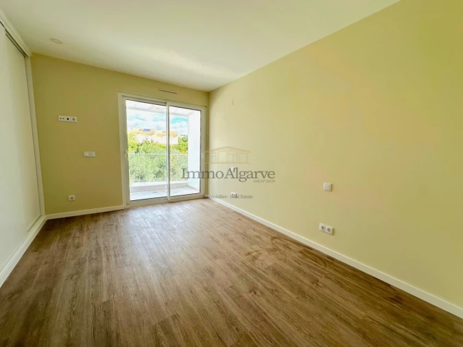 Moradia T2 para Venda em Albufeira e Olhos de Água Foto 18