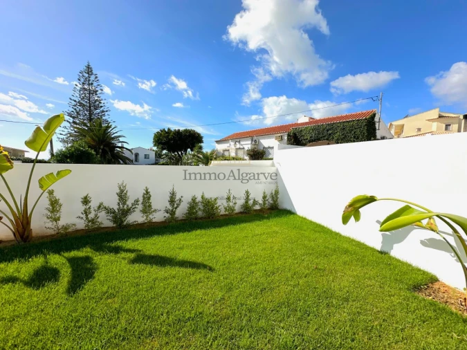 Moradia T2 para Venda em Albufeira e Olhos de Água Foto 28