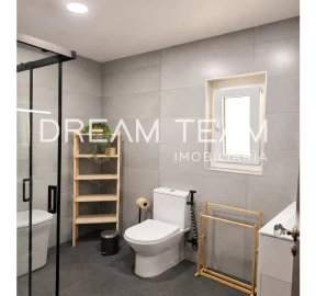 Apartamento T2 para Arrendamento em Sesimbra (Santiago)