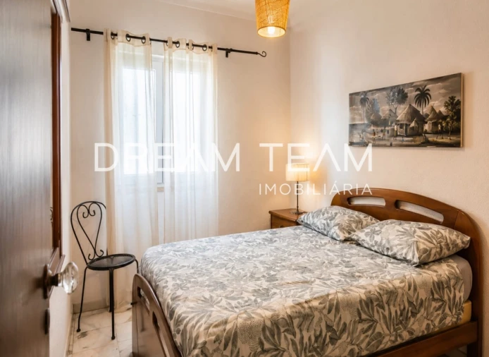 Apartamento T2 para Arrendamento em Sesimbra (Santiago) Foto 17