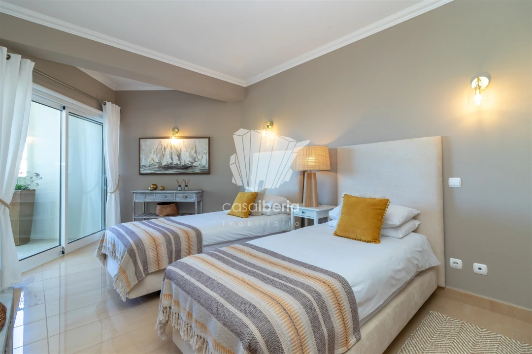 Apartamento T3 para Venda em Ferragudo Foto 17