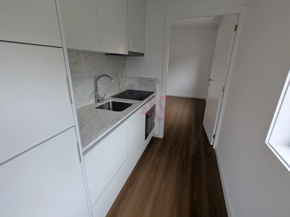 Apartamento T1 para Venda em Fafe Foto 5