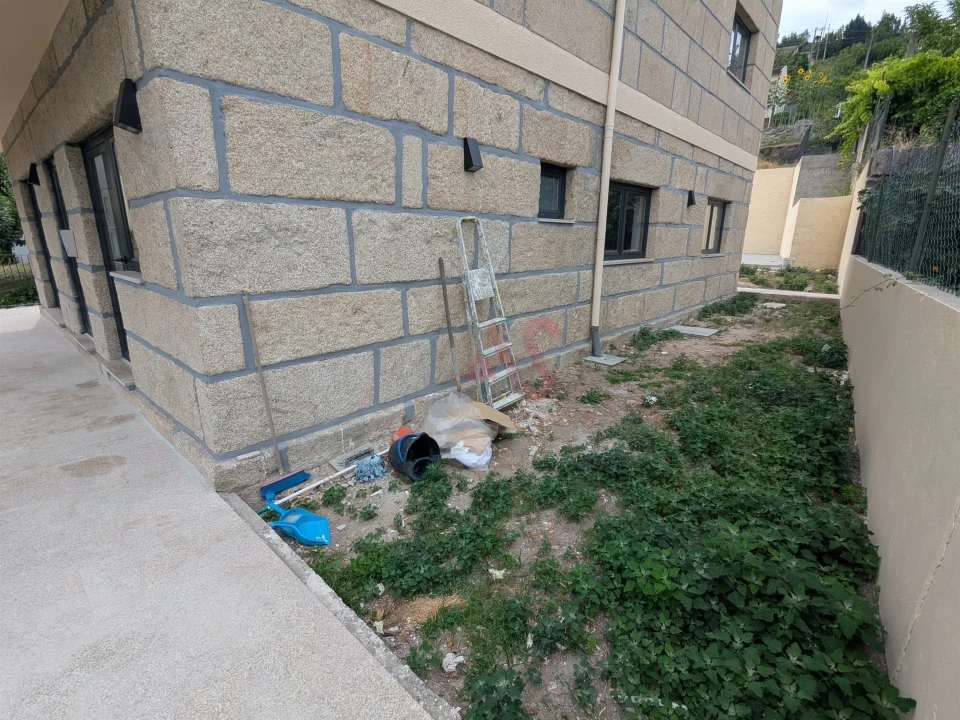 Apartamento T1 para Venda em Fafe Foto 11