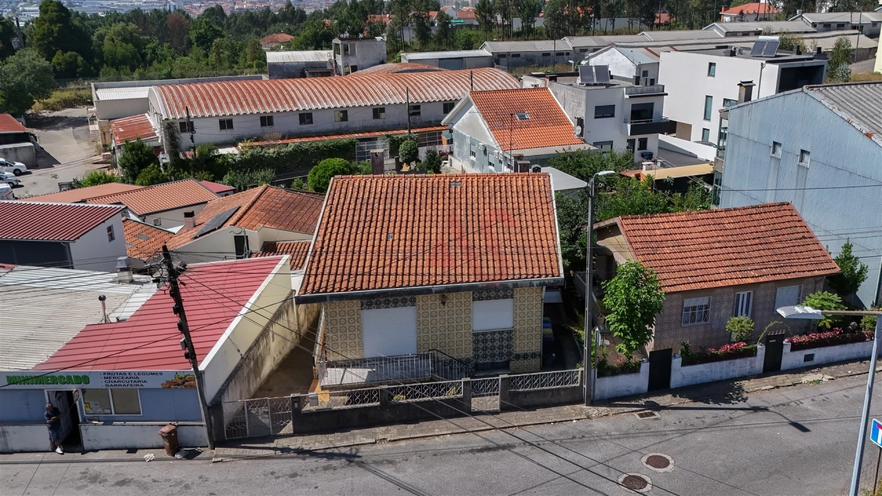 Moradia T4 para Venda em Alfena Foto 22