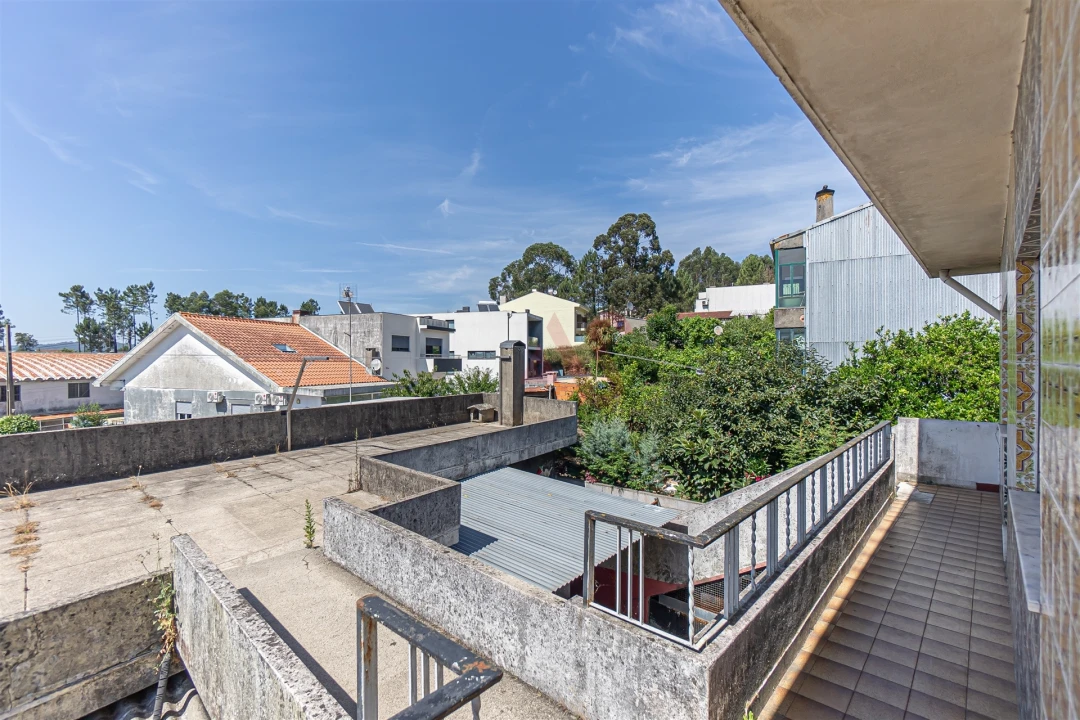 Moradia T4 para Venda em Alfena Foto 7