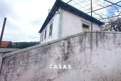 Moradia T2 para Venda em Fajã da Ovelha