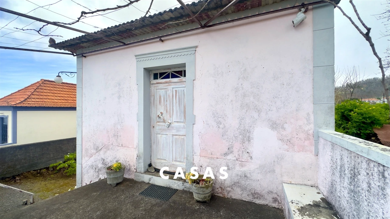Moradia T2 para Venda em Fajã da Ovelha Foto 14