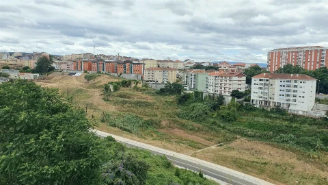 Apartamento T2 para Arrendamento em Santo Antonio dos Olivais