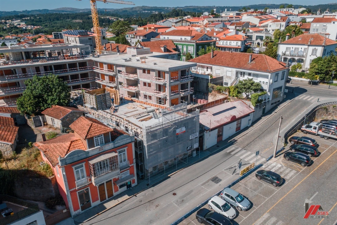 Apartamento T2 para Venda em Fafe Foto 20
