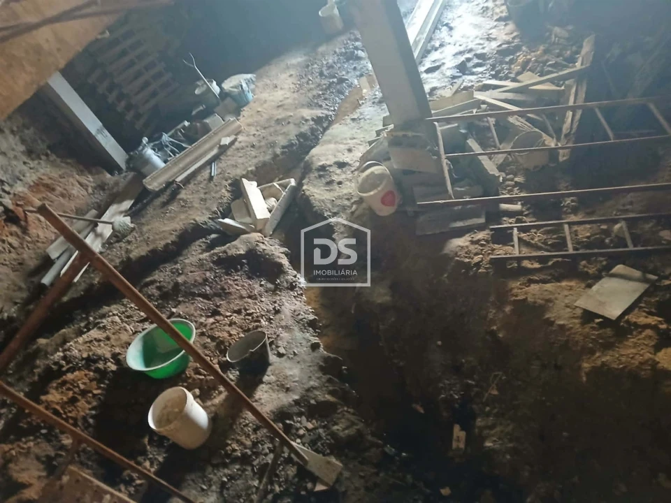Prédio para Venda em Vale da Senhora da Povoa Foto 2