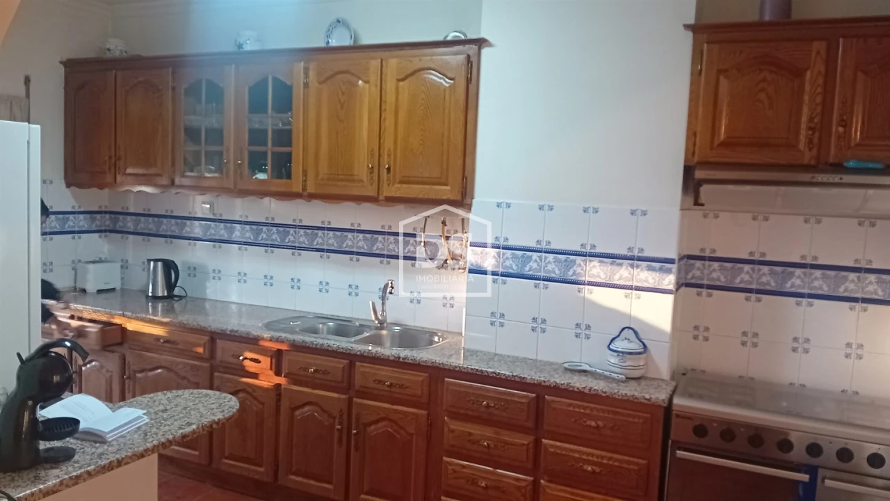 Apartamento T0 para Venda em Sabugal e Aldeia de Santo António Foto 6