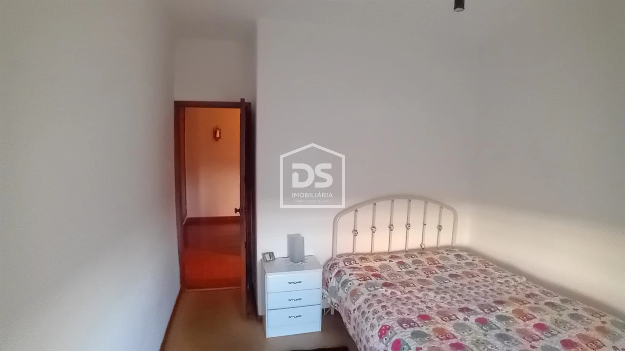 Apartamento T0 para Venda em Sabugal e Aldeia de Santo António Foto 26
