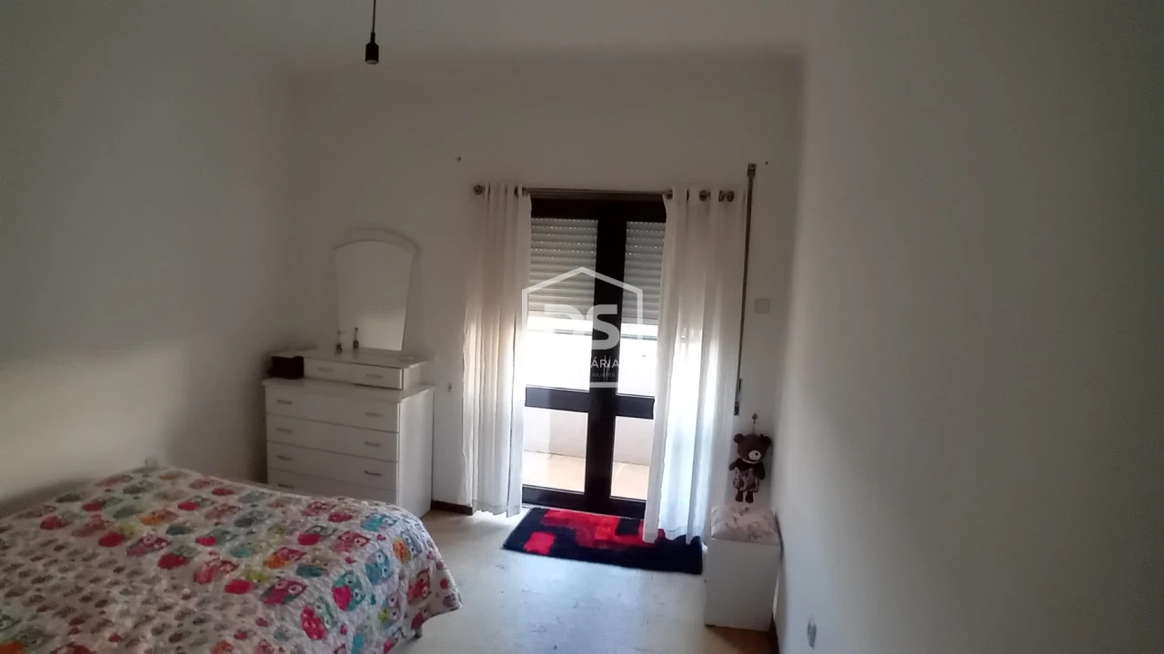 Apartamento T0 para Venda em Sabugal e Aldeia de Santo António Foto 19
