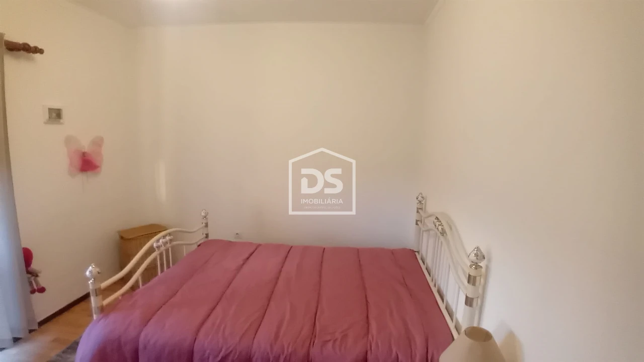 Apartamento T0 para Venda em Sabugal e Aldeia de Santo António Foto 22