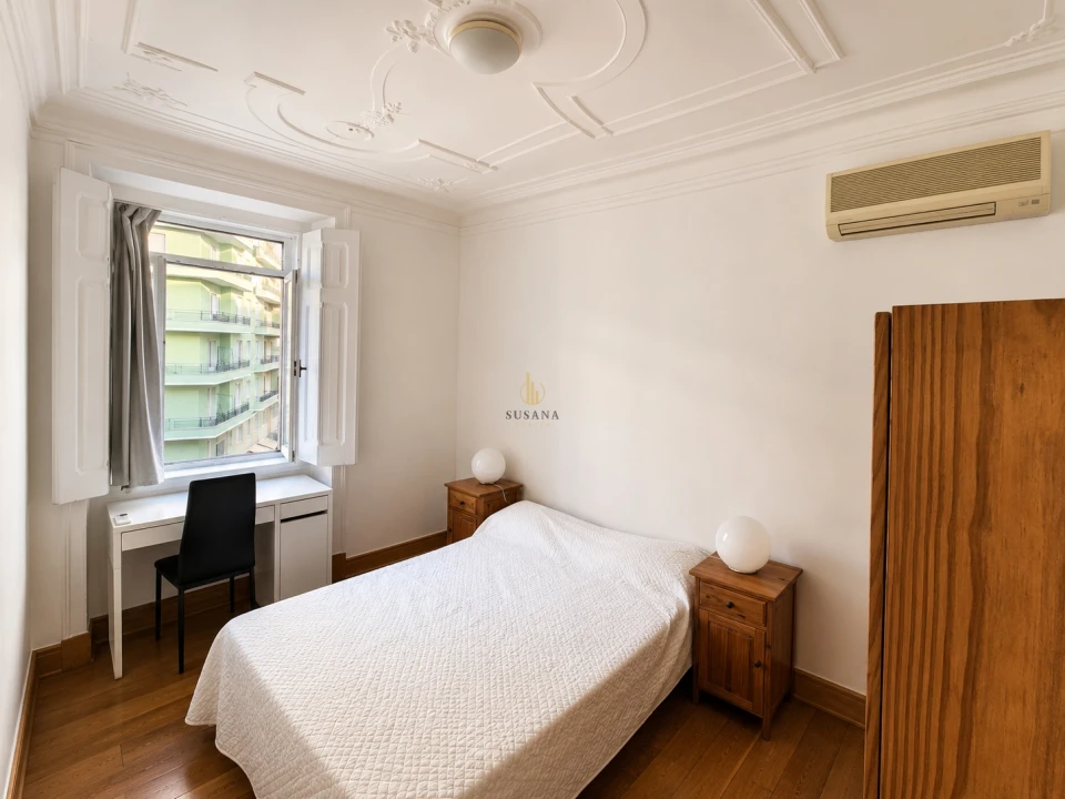 Apartamento T5 para Venda em Arroios Foto 2