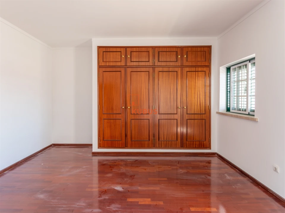 Moradia T5 para Venda em São João Baptista Foto 18