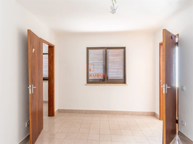 Moradia T5 para Venda em São João Baptista Foto 30