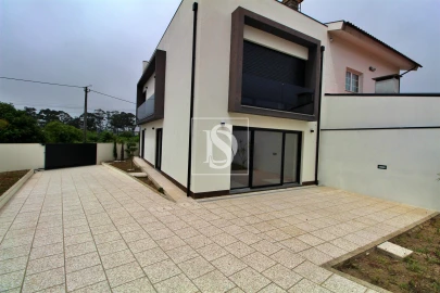 Moradia T3 para Venda em Aver-O-Mar, Amorim e Terroso