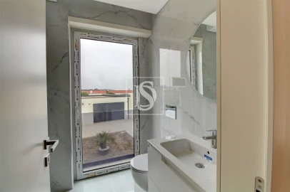 Moradia T3 para Venda em Aver-O-Mar, Amorim e Terroso
