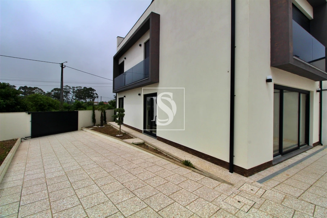 Moradia T3 para Venda em Aver-O-Mar, Amorim e Terroso Foto 29