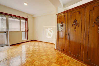 Apartamento T3 para Venda em Póvoa de Varzim, Beiriz e Argivai