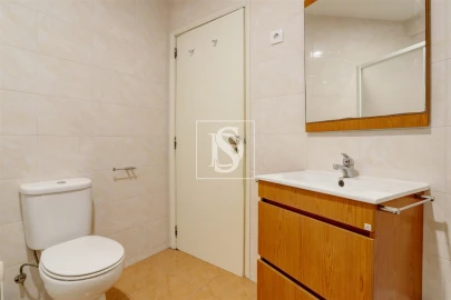 Apartamento T3 para Venda em Póvoa de Varzim, Beiriz e Argivai