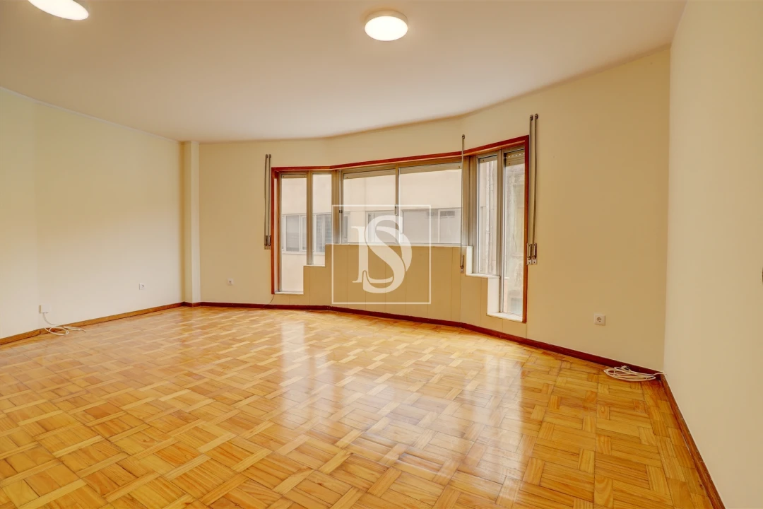 Apartamento T3 para Venda em Póvoa de Varzim, Beiriz e Argivai Foto 1