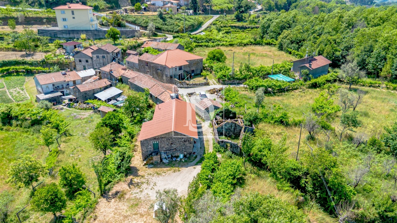 Moradia T3 para Venda em Ancede e Ribadouro Foto 13