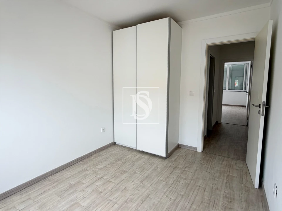 Apartamento T2 para Arrendamento em Moita Foto 13