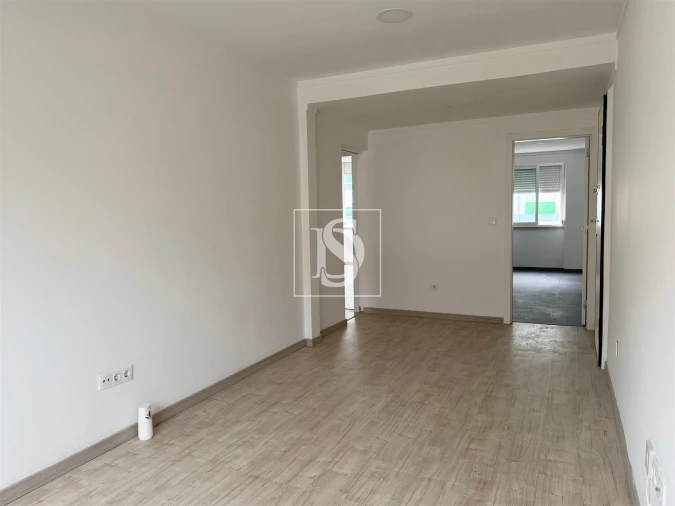 Apartamento T2 para Arrendamento em Moita Foto 15