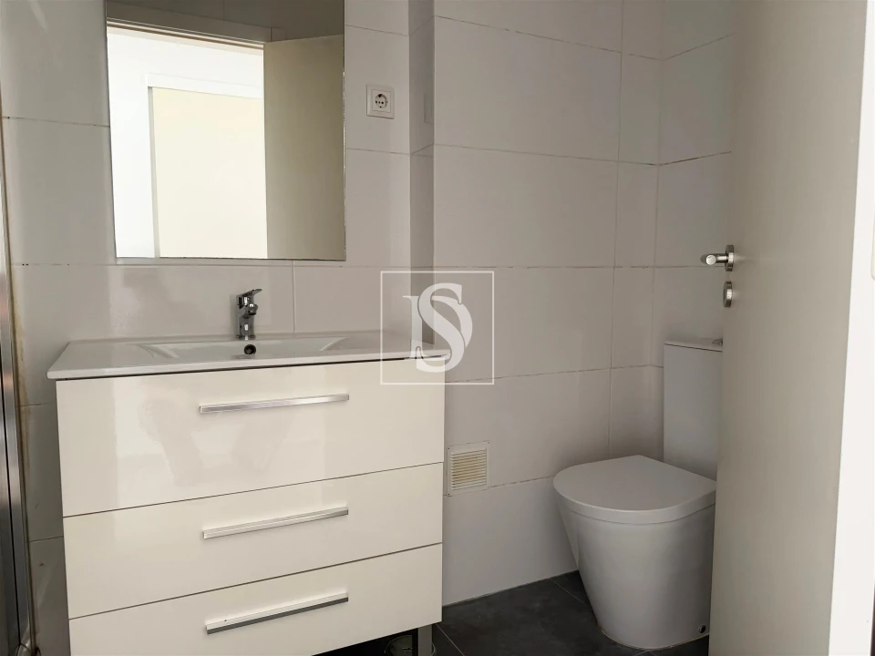 Apartamento T2 para Arrendamento em Moita Foto 2