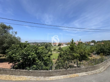 Moradia T3 para Venda em Milhazes, Vilar de Figos e Faria