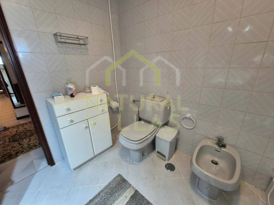 Moradia T5 para Venda em Loule (São Sebastião) Foto 22