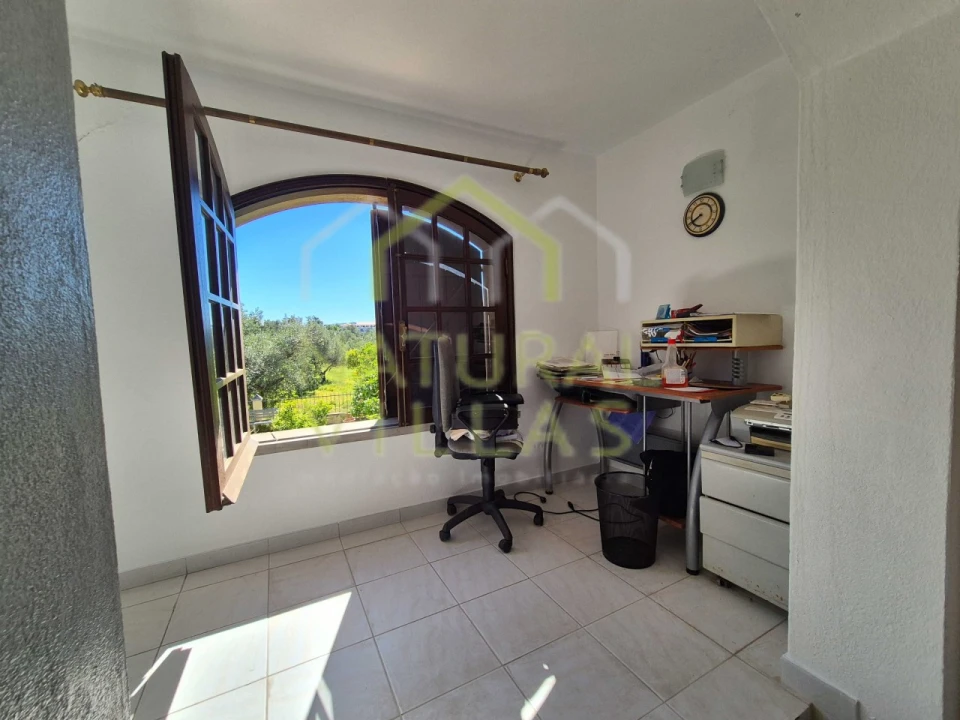 Moradia T5 para Venda em Loule (São Sebastião) Foto 27