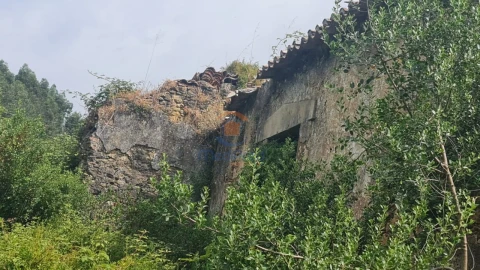 Quinta T3 para Venda em Maxial e Monte Redondo