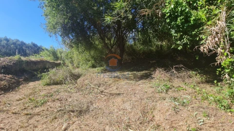 Quinta T3 para Venda em Maxial e Monte Redondo