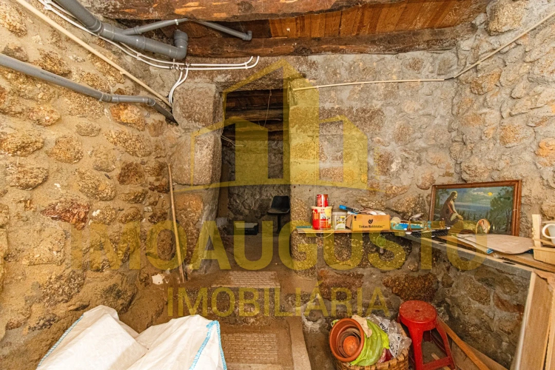 Moradia T3 para Venda em Mizarela, Pêro Soares e Vila Soeiro Foto 20