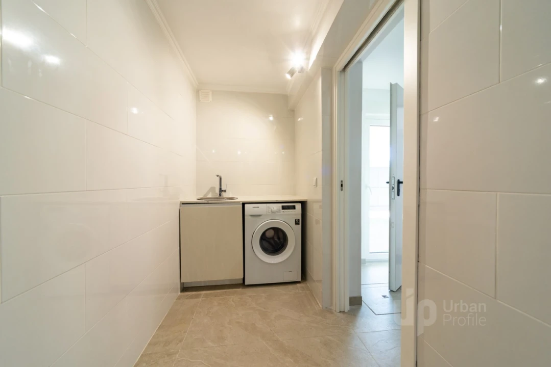 Moradia T5 para Venda em Alcabideche Foto 31