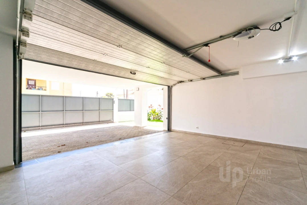 Moradia T5 para Venda em Alcabideche Foto 33