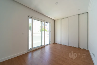 Moradia T5 para Venda em Alcabideche