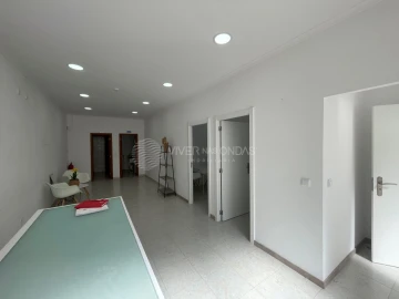 Loja para Venda em Setubal (São Sebastião)