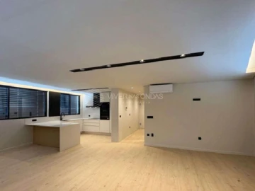 Apartamento T4 para Venda em Gondomar (São Cosme), Valbom e Jovim